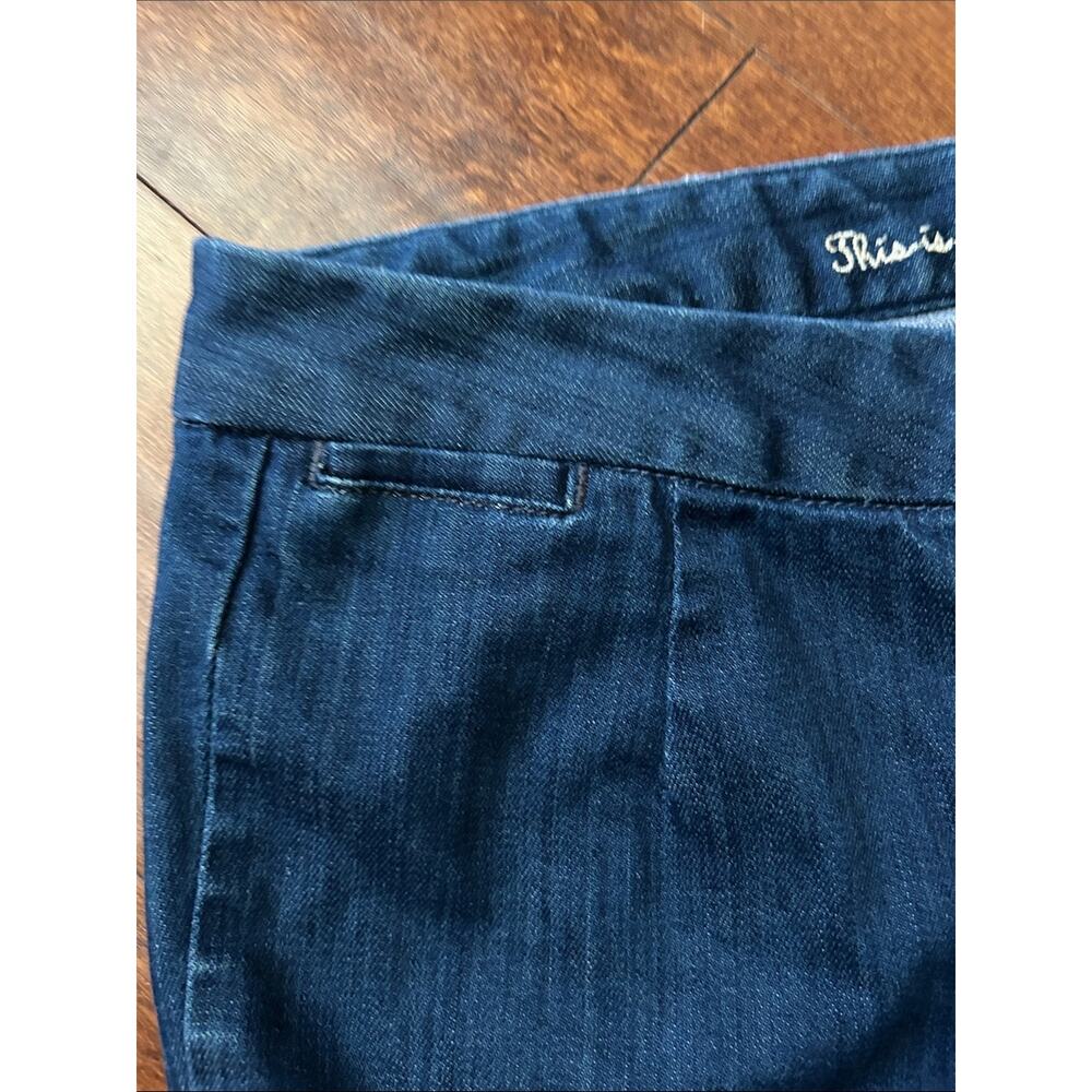 Levi's Women’s Dark Blue Slightly Flared Wide-Leg Jeans, Size 29 - Picture 2 of 11